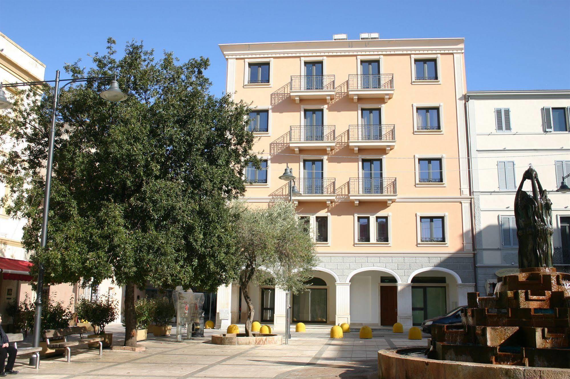 אולביה Hotel Regina Elena מראה חיצוני תמונה